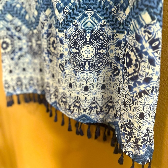 Cover2Cover Women’s Tassle Trim Poncho Patterned Sheer Swim Knee Length Cover-up - Picture 8 of 9